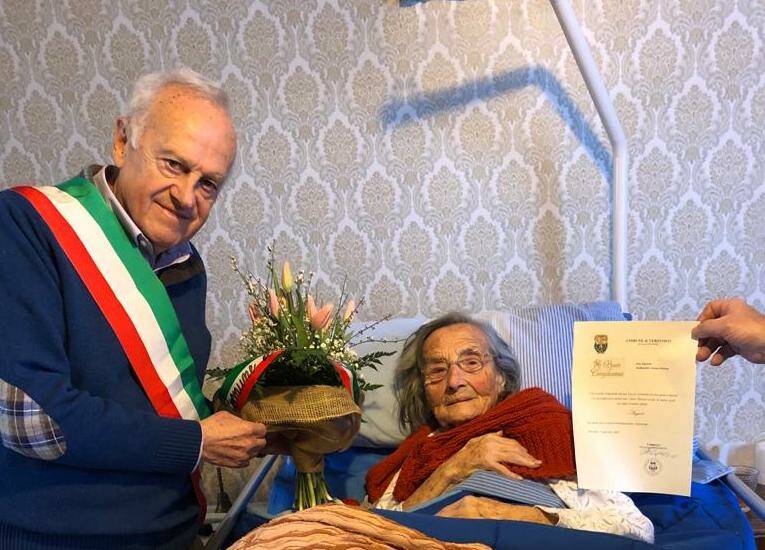 A Verzuolo si festeggiano i 105 anni della signora Teresa Antonia Ghibaudo