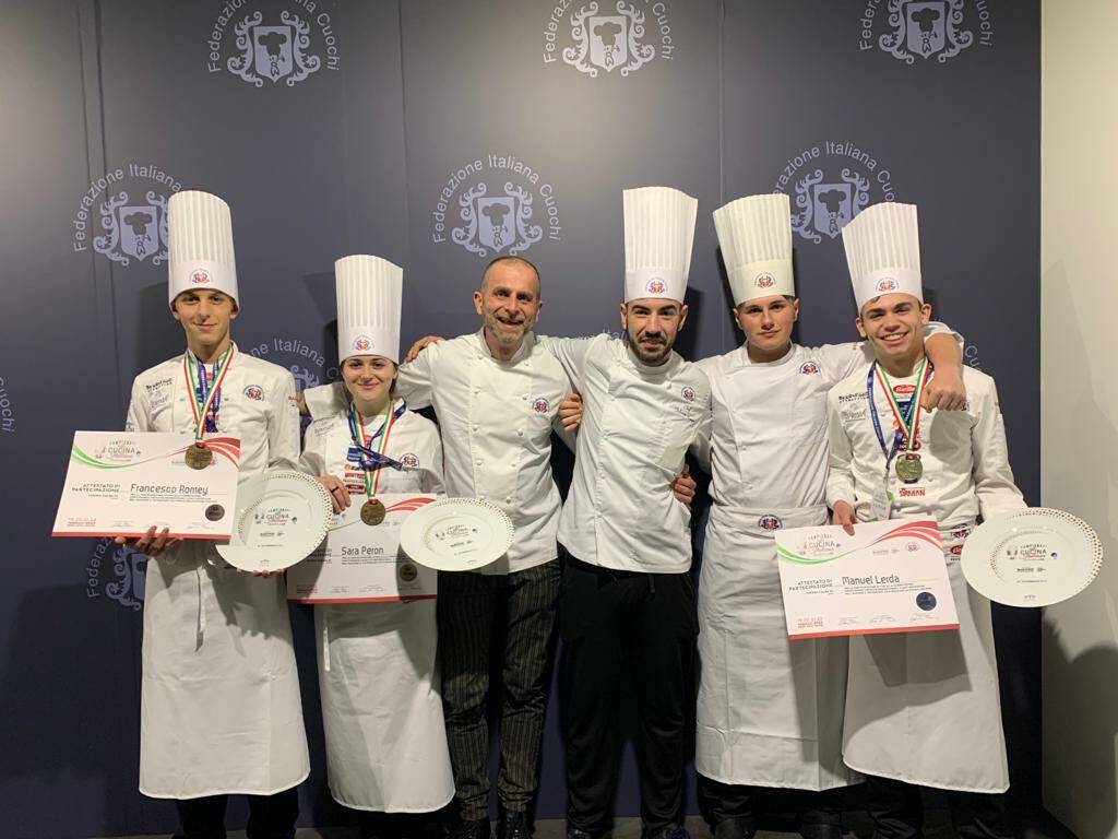 L’Alberghiero Donadio torna dai Campionati della Cucina Italiana con un argento e due bronzi
