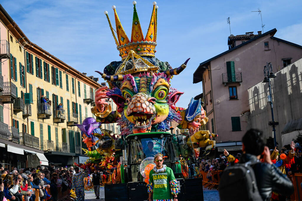 Le immagini dei carri che hanno sfilato al Carnevale di Saluzzo 2023