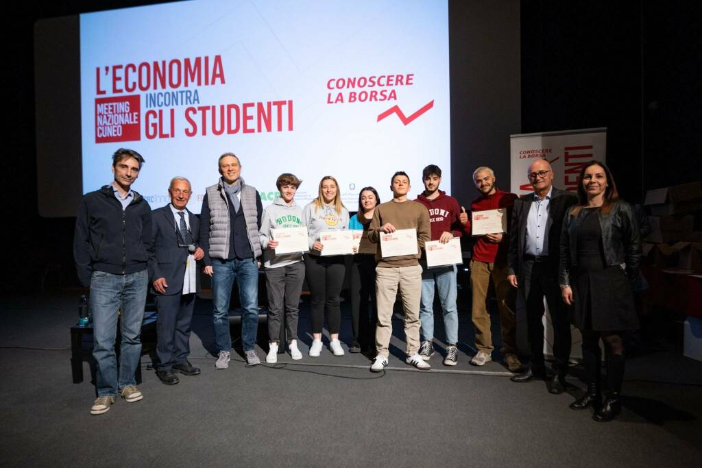 Studenti del Liceo Bodoni di Saluzzo premiati al progetto “Conoscere la Borsa”