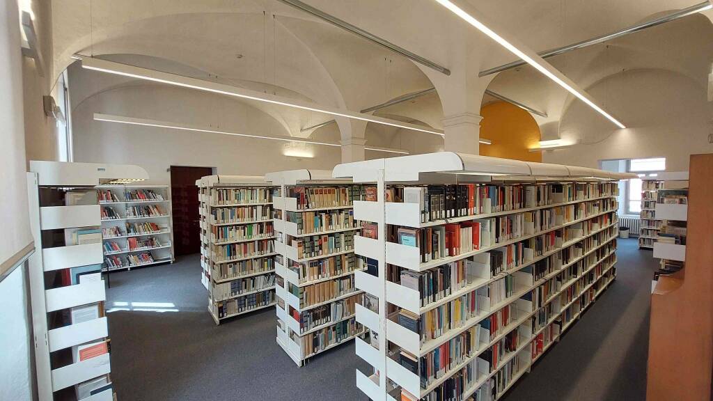 Biblioteca alba