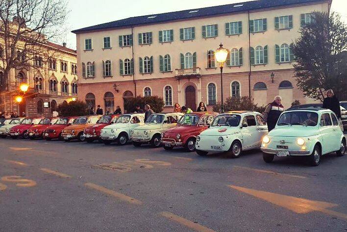 Un nuovo raduno di Fiat 500 storiche tra Busca e Valmala