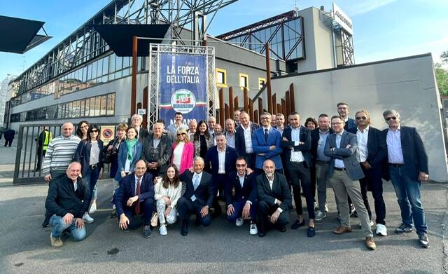 Cirio, Graglia e gli “azzurri” piemontesi a Milano alla convention di Forza Italia