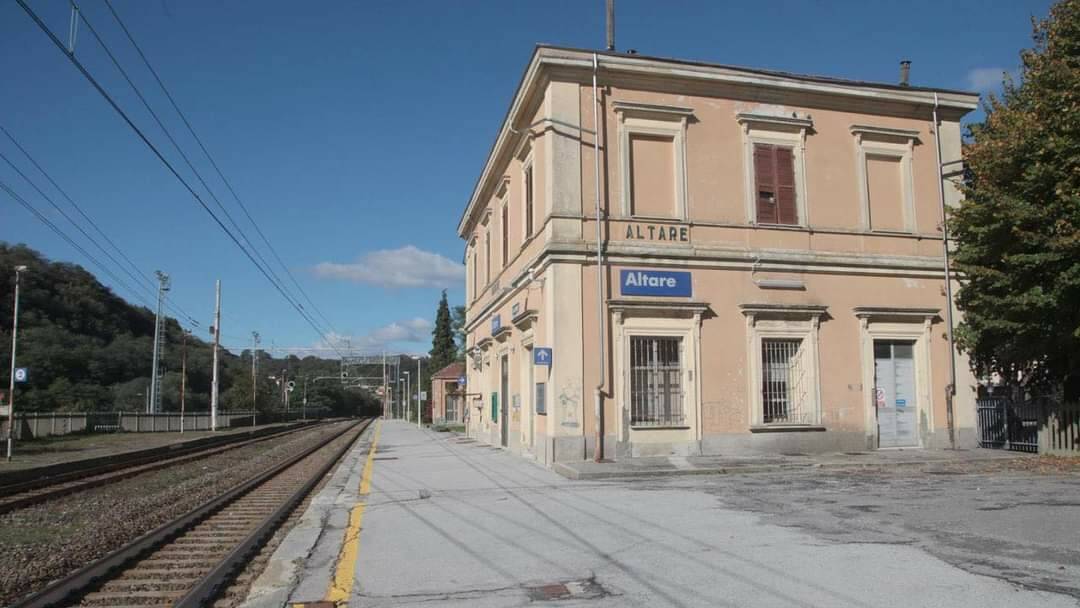 Da oggi bus sostitutivi sulla tratta ferroviaria Torino-Savona