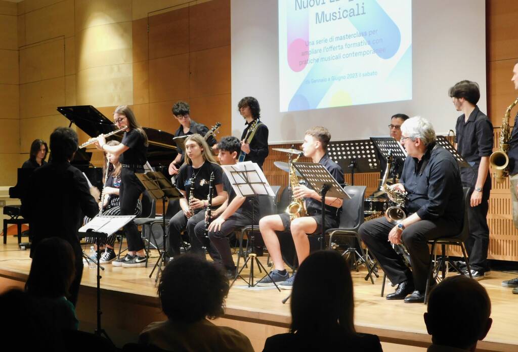 Liceo \"da Vinci\" Alba - Evento finale del \"Progetto Jazz e Nuovi linguaggi musicali 2023\"