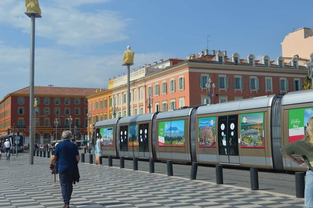 La Città di Cuneo per 15 giorni sui tram di Nizza