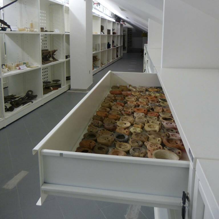 Il Museo Civico di Cuneo apre le porte dei depositi alla scoperta dei reperti longobardi mai visti