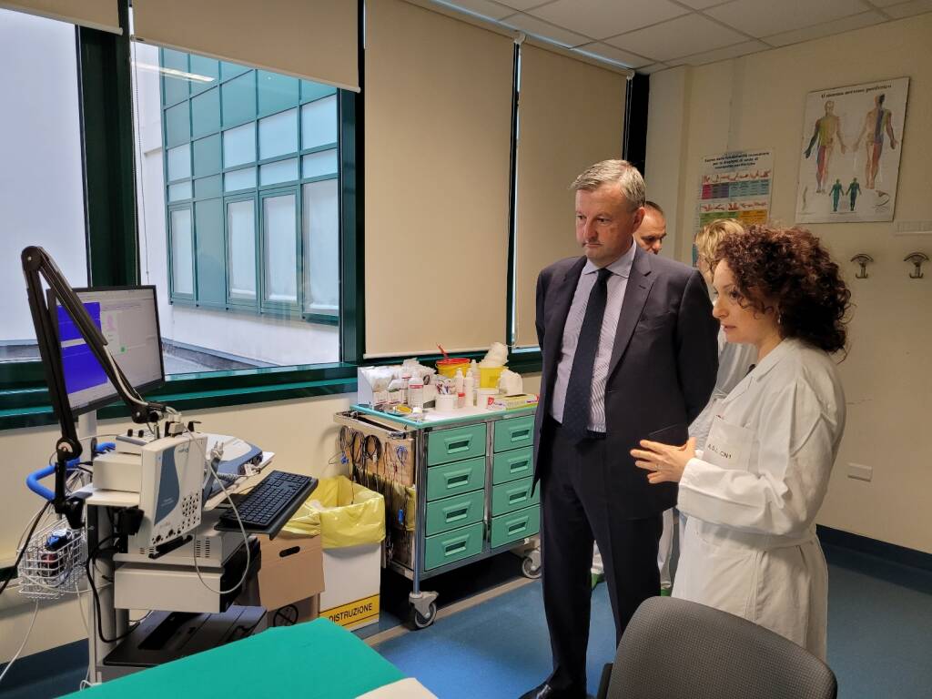 Fondazione CRC rinnova ambulatorio Neurofisiologia a Mondovì