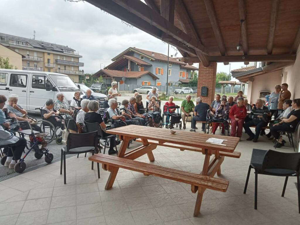 Da Monterosso Grana, Bernezzo e Valdieri a Boves: i pensionati fanno visita ai pensionati