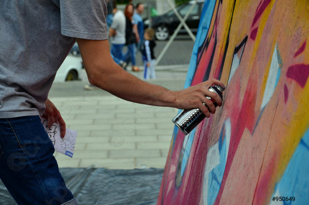 Cuneo riconosce il valore della street art con il progetto “Muri liberi”