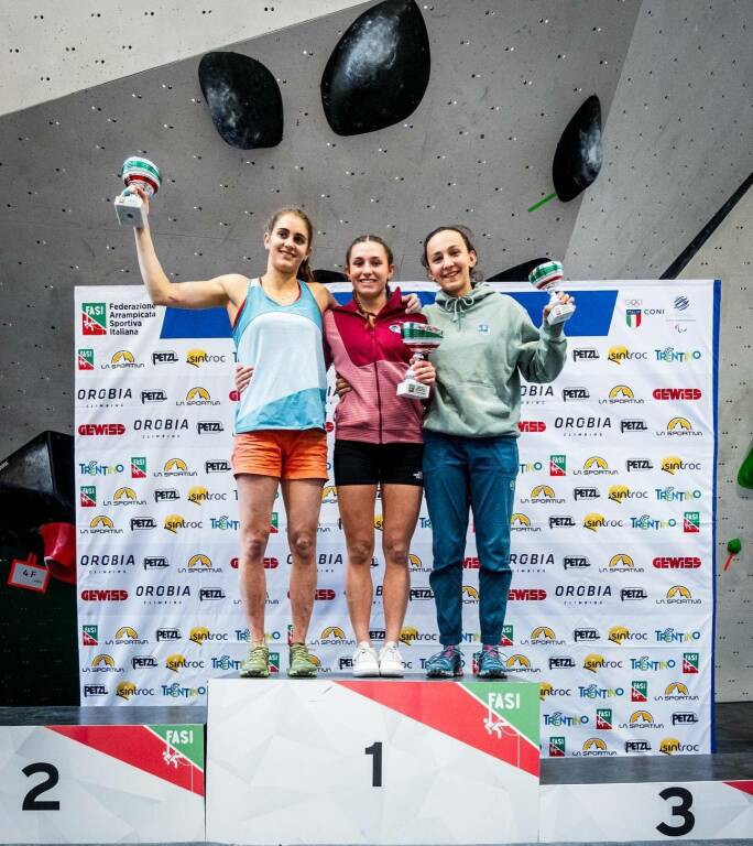 La cuneese Irina Daziano 3ª nella Coppa Italia 2023 di arrampicata Boulder