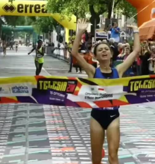 La borgarina Anna Arnaudo è campionessa italiana della mezza maratona
