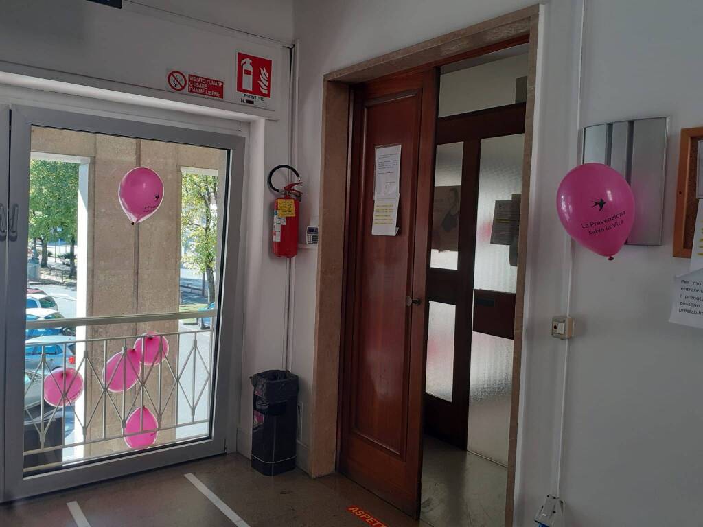 Municipio di Verzuolo - Palloncini rosa -  campagna di prevenzione del tumore al seno