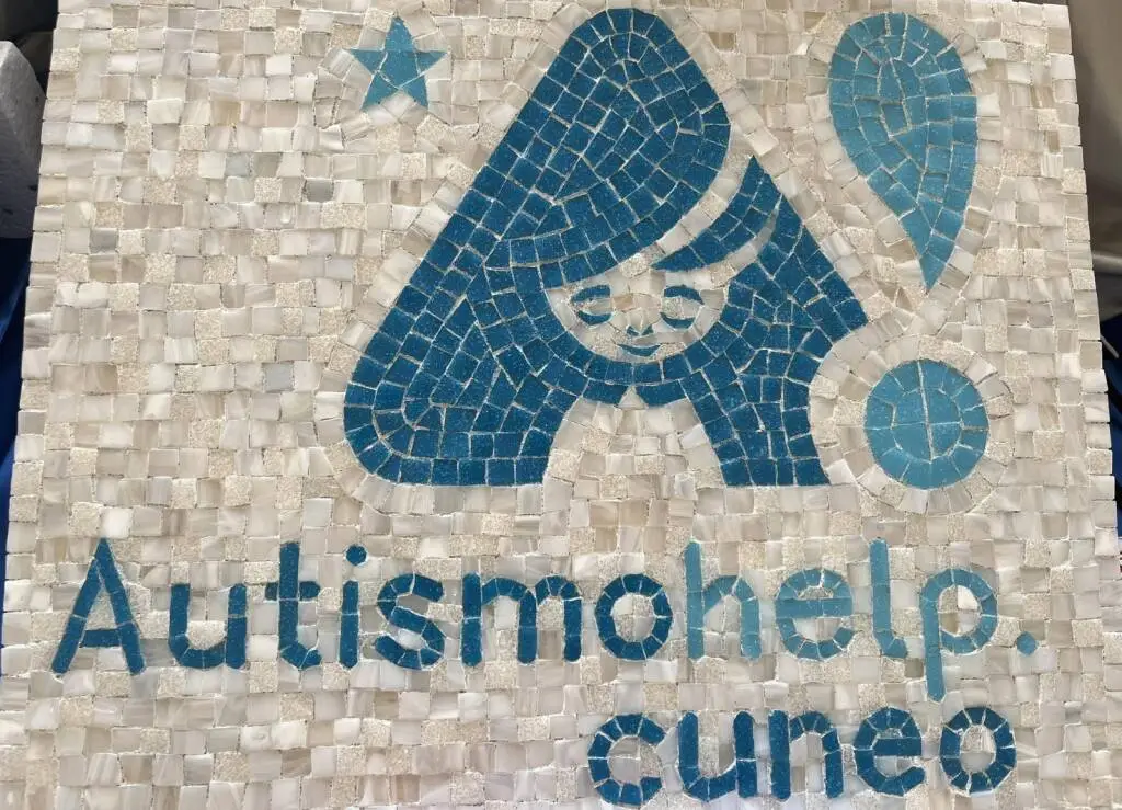 I manufatti artistici dei detenuti cuneesi a sostegno delle persone con autismo