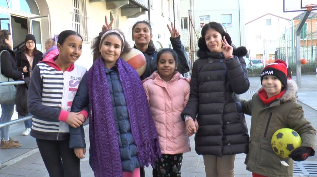«Supportare ragazze e ragazzi verso i loro traguardi»: Oasi Giovani lancia la Campagna natalizia di raccolta fondi