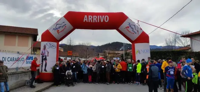 A Villar San Costanzo in tantissimi a “Prim de Genè bugia i pè”