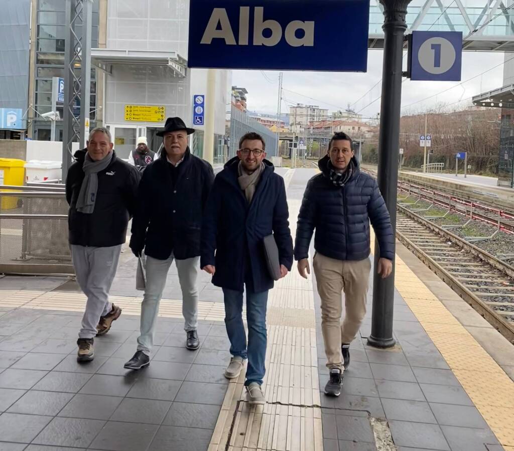 Fratelli d’Italia di Alba esulta per il nuovo treno per Caselle