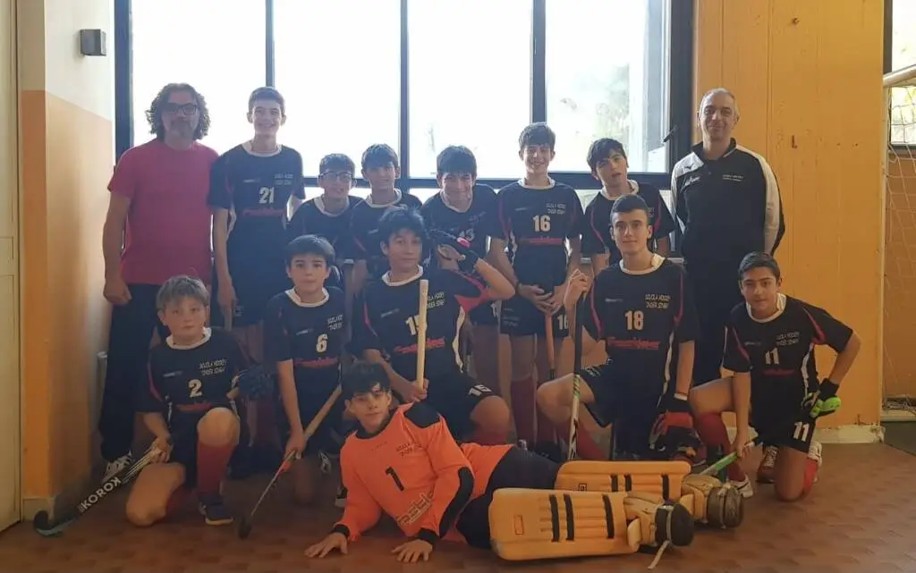 I ragazzi della Scuola Hockey Inder Singh di Bra in finale nazionae indoor