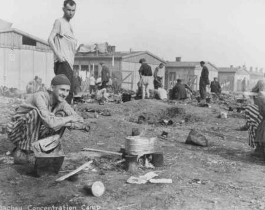 Sopravvissuti campo concentramento Dachau