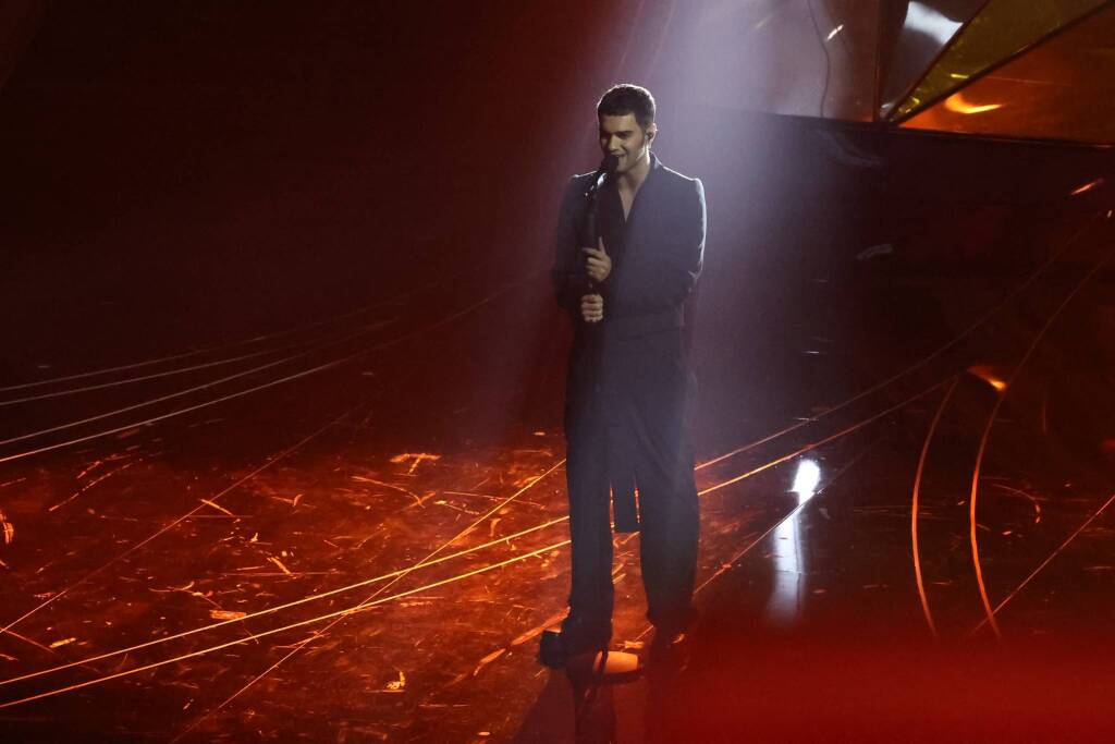 Rivivi la 1ª serata del Festival di Sanremo 2024 nelle nostre immagini