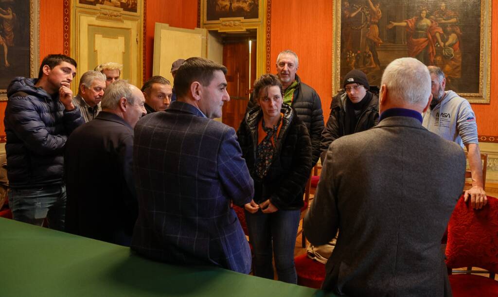 A Fossano il sindaco Tallone e il senatore Bergesio incontrano gli agricoltori