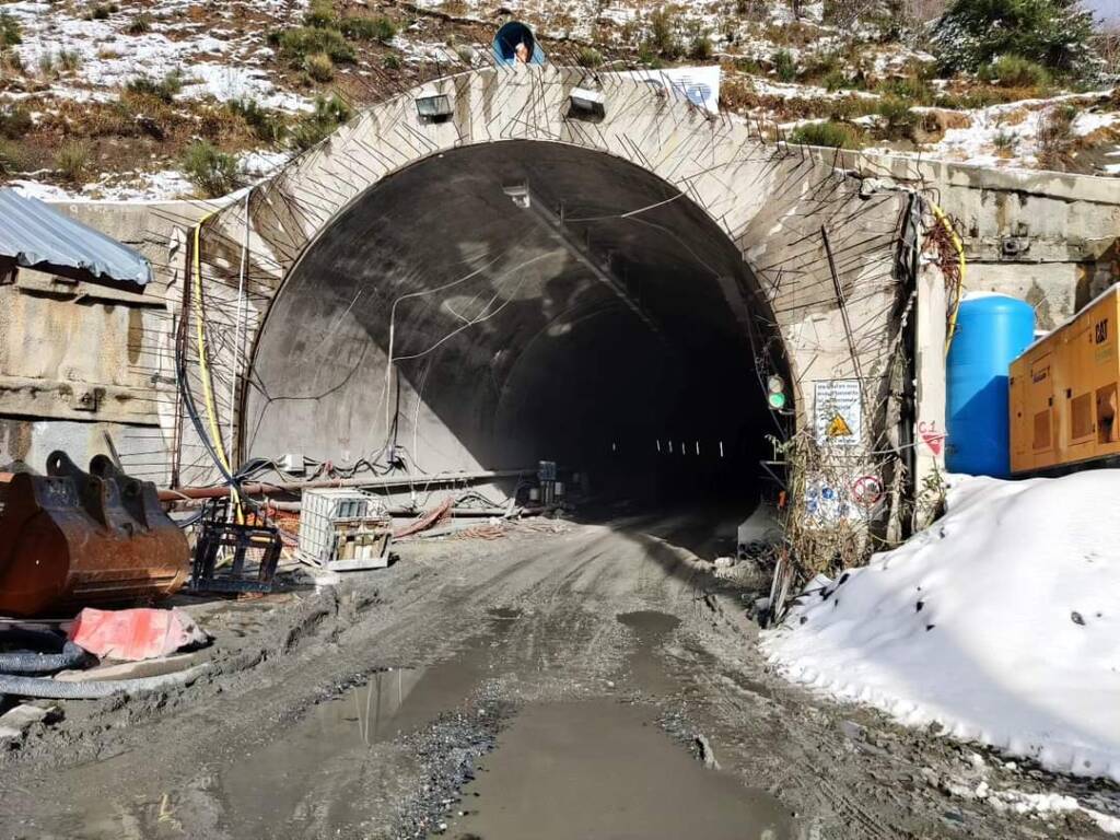 Una raccolta firme on-line per la riapertura del Tunnel di Tenda