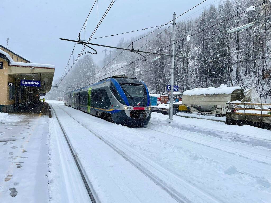 Treni, linea interrotta tra Limone e Cuneo