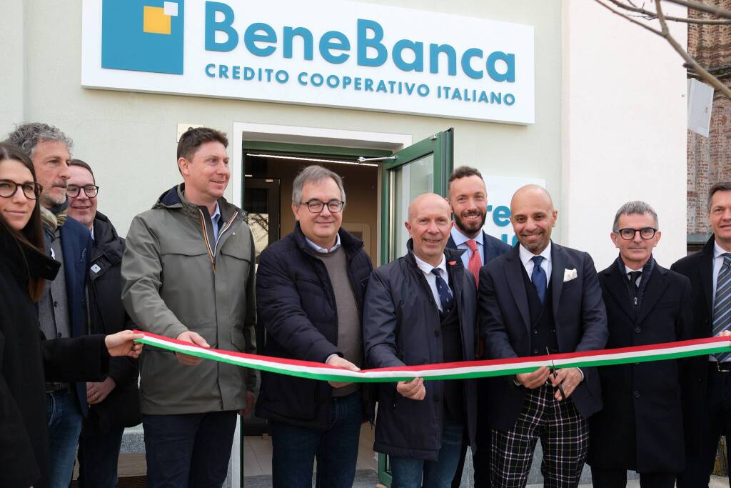 A Venasca inaguruata la nuova filiale di BeneBanca