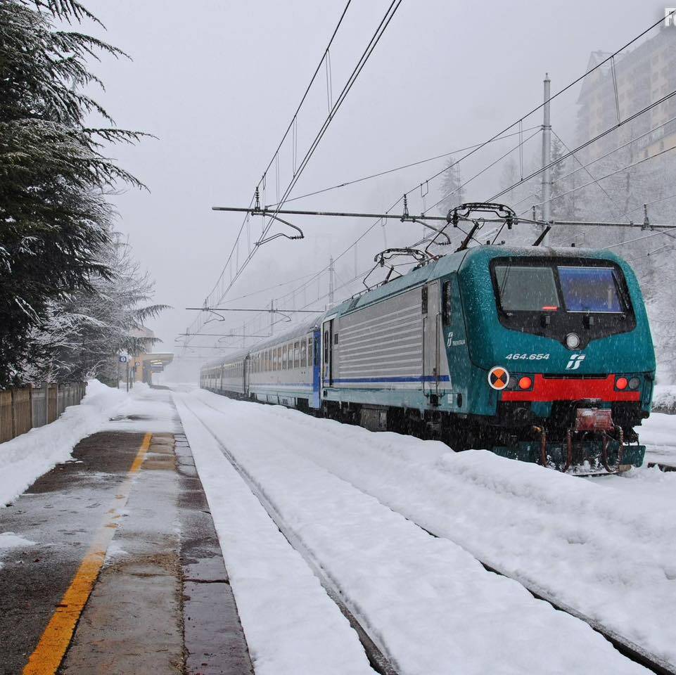 treno neve (foto TPL in Granda)