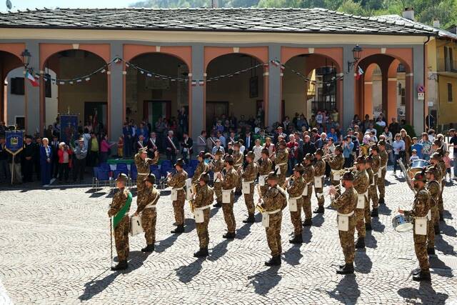 Cittadinanza onoraria di Venasca alla Brigata Alpina Taurinense - LE IMMAGINI