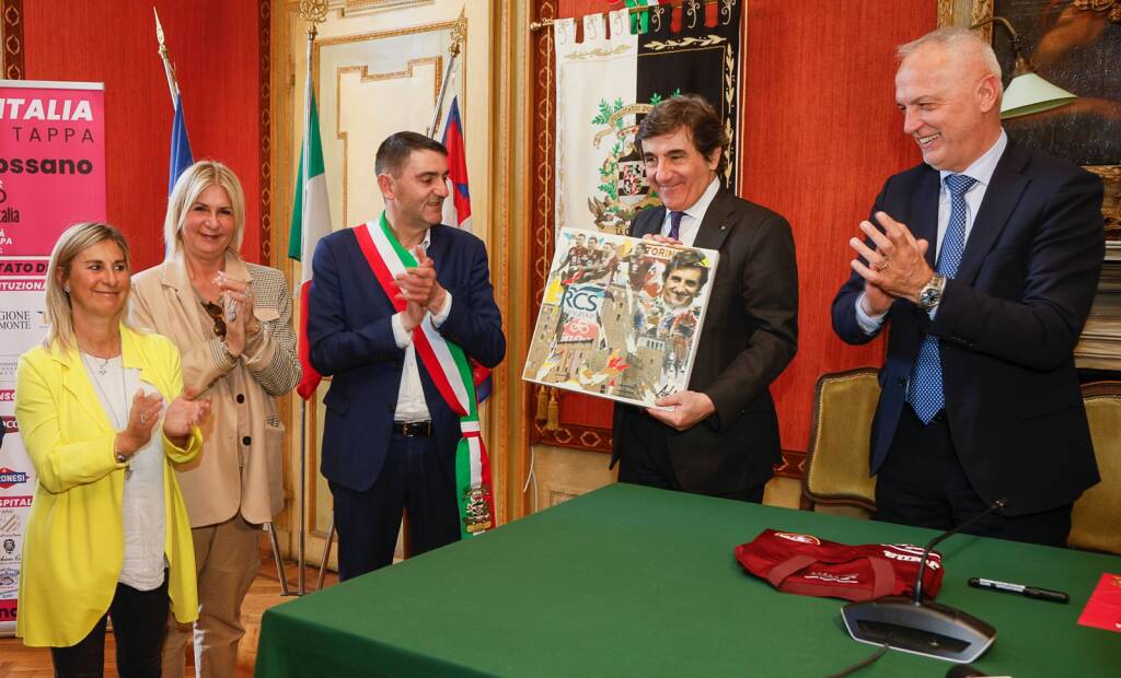 A Fossano premiato il presidente di RCS Urbano Cairo &#8211; LE IMMAGINI