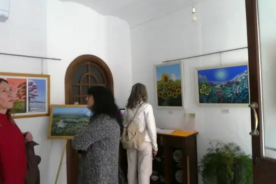 A Peveragno inaugurato lo studio della pittrice Silvana Giraudo
