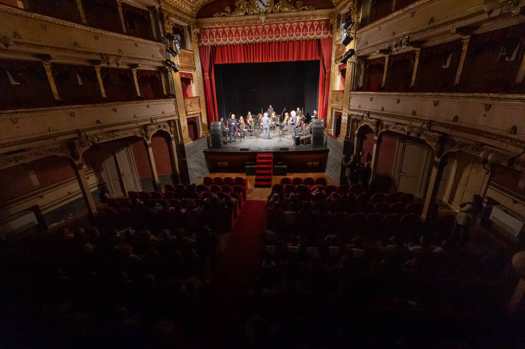 Al Teatro Toselli Paolo Hendel porta il Pinocchio di plastica - LE IMMAGINI