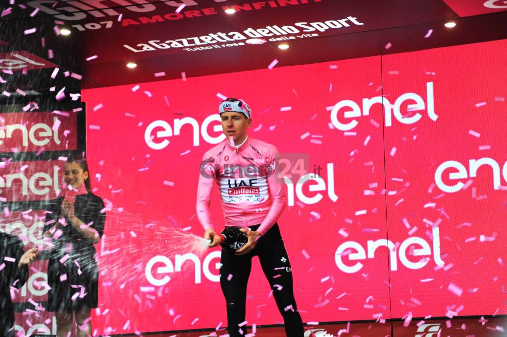 Il Giro d'Italia 2024 a Fossano - LE IMMAGINI