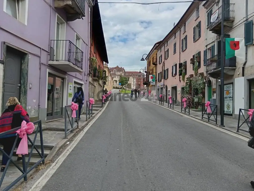 Giro d’Italia, la Novara-Fossano senza commento dei giornalisti Rai