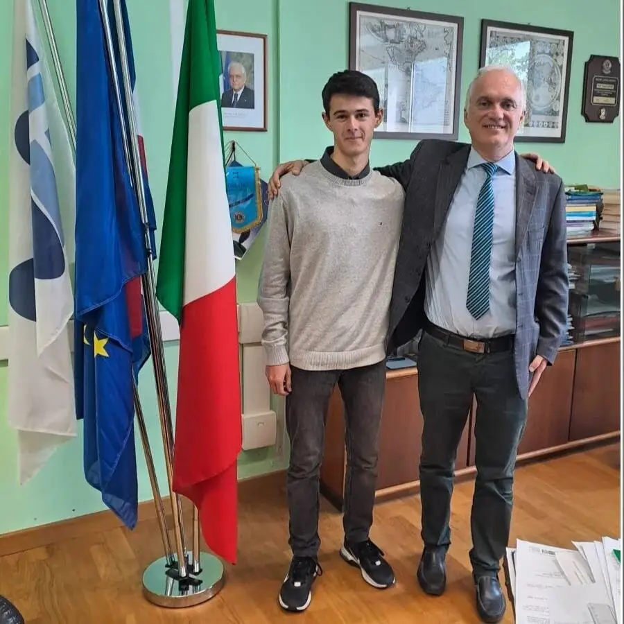 Allievo del “Vallauri” di Fossano vince la Gara Nazionale di Elettrotecnica 2024