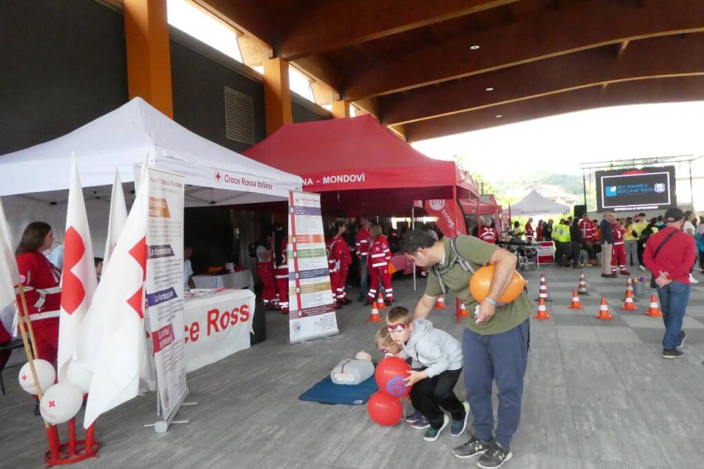 La grandissima festa per i 40 anni della Croce Rossa di Peveragno &#8211; LE IMMAGINI