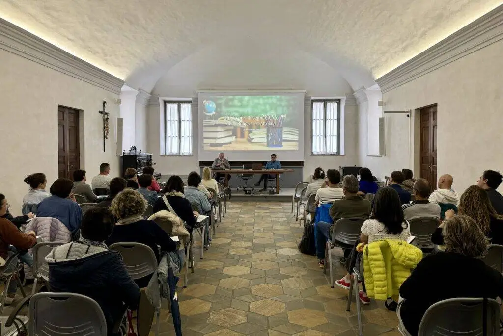 Diocesi Cuneo-Fossano, disposizioni del Vescovo per gli insegnanti di religione cattolica