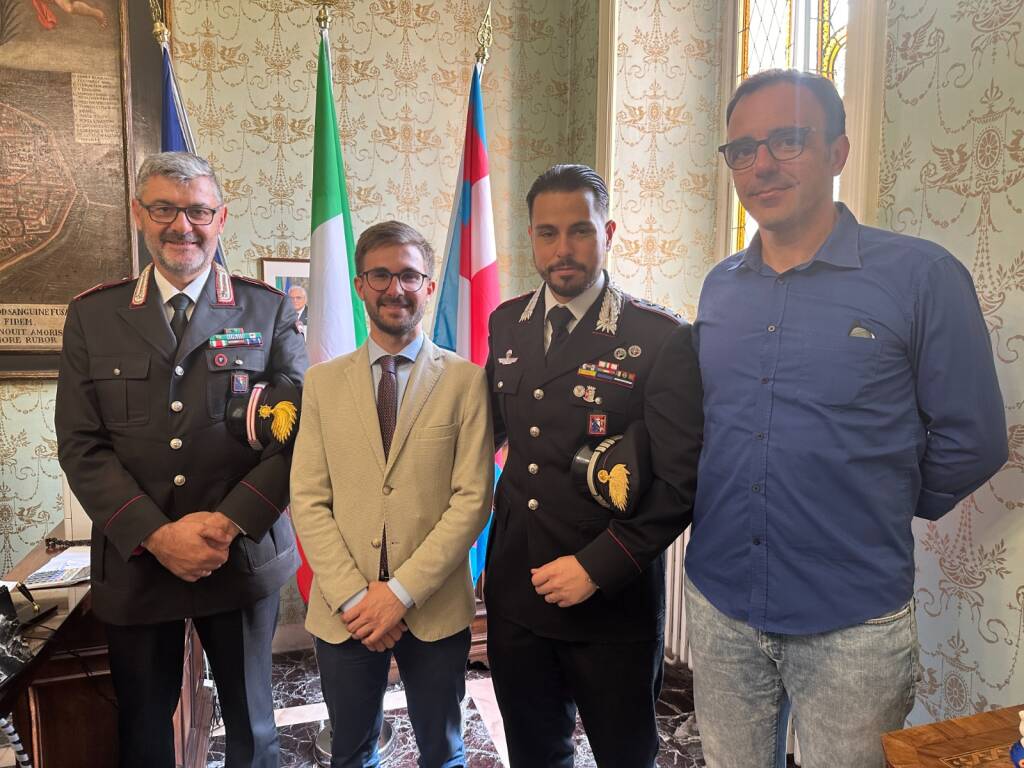 alba incontro sindaco gatto carabinieri