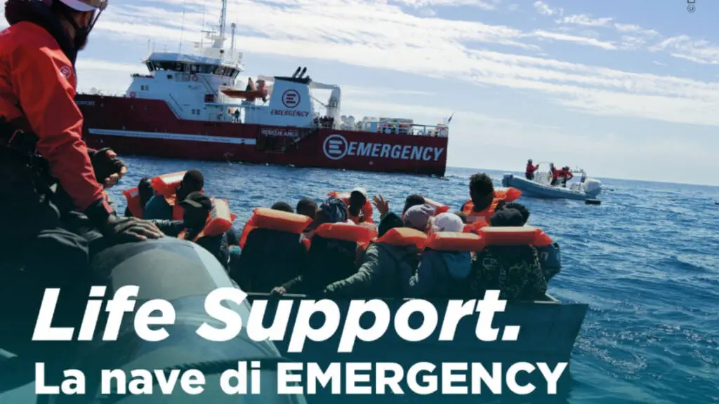 A “Zoè in città” mostra fotografica “Life Support. La nave di Emergency”