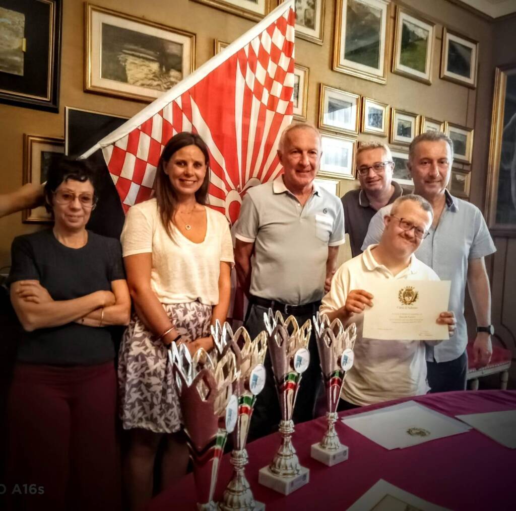 I campioni d&#8217;Italia del borgo San Martino di Saluzzo ricevuti da Sindaco e giunta